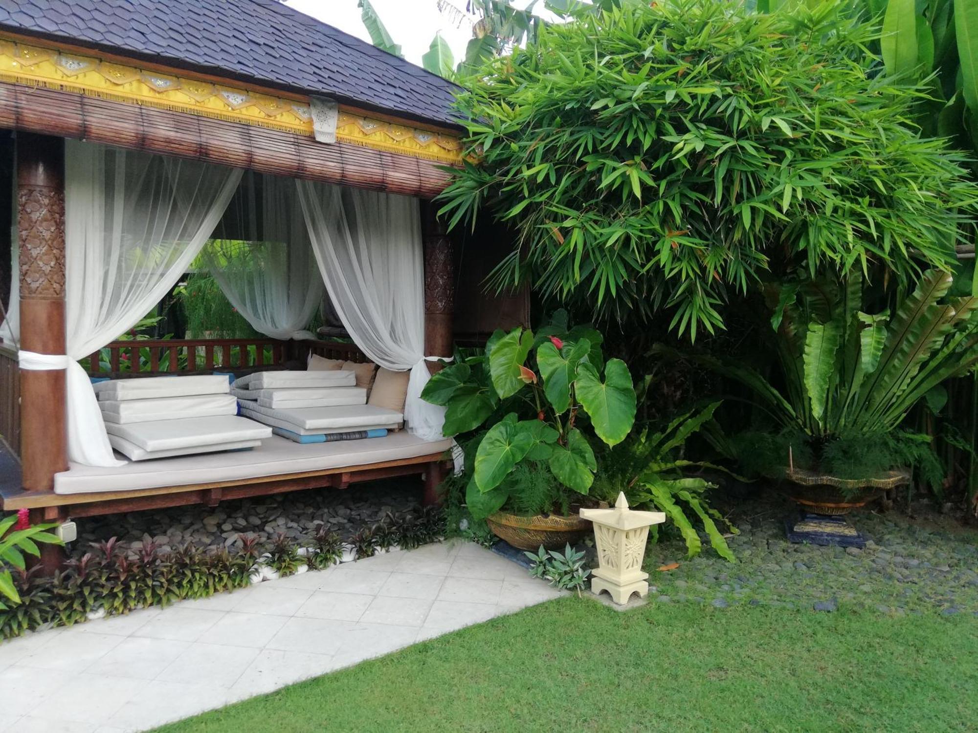 Villa Gusmania Candidasa Exteriér fotografie